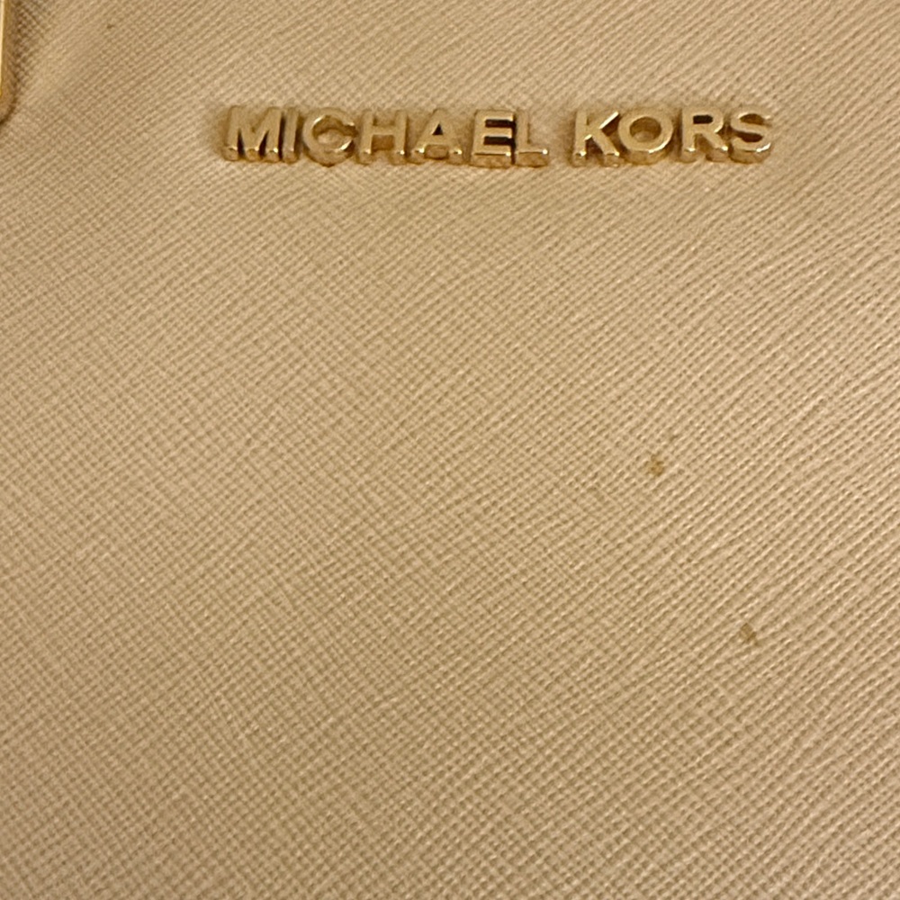 Michael Kors Beige and White Satchel - Picture 6 of 8